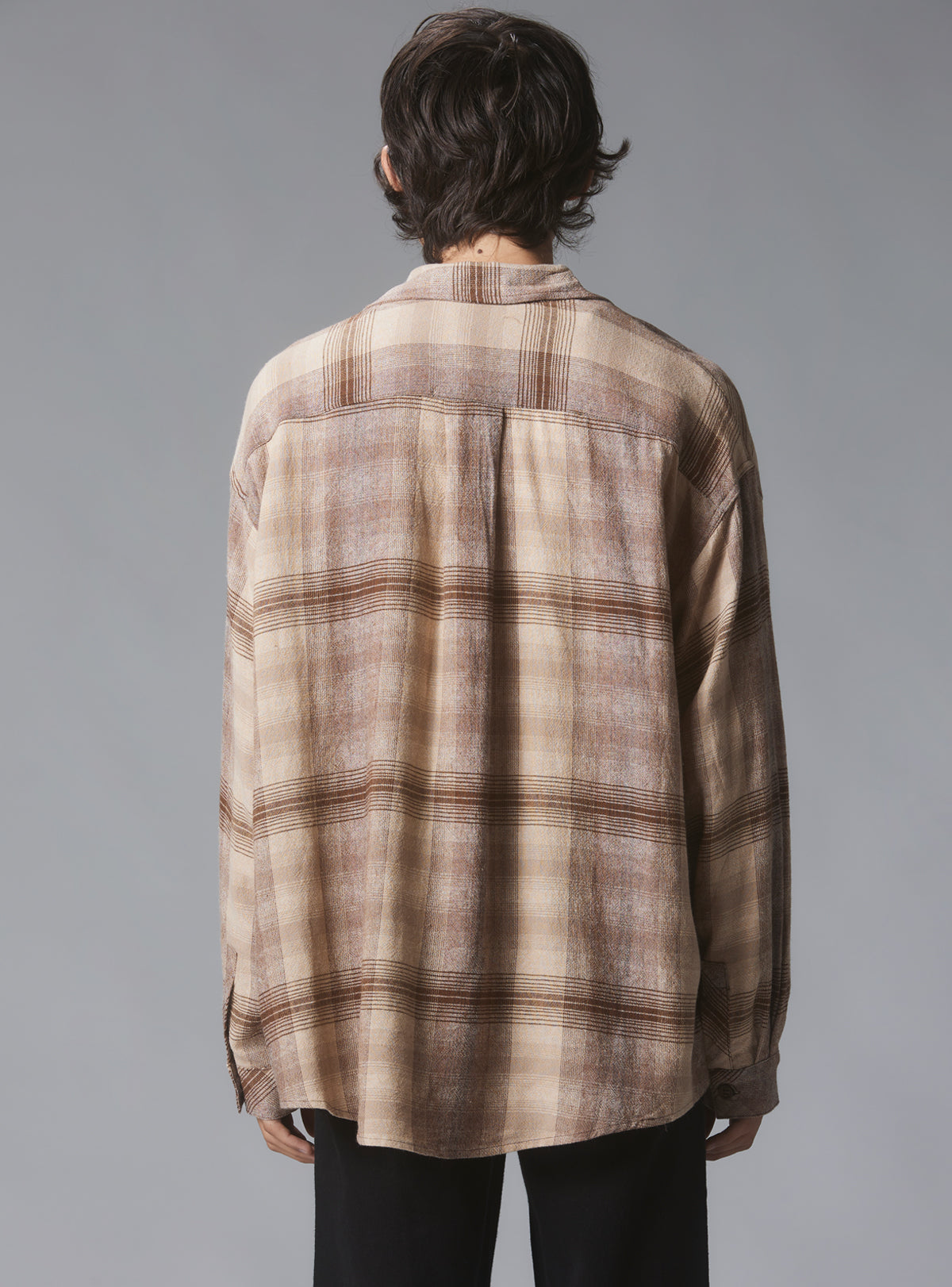 Land Button Up